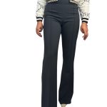Pantalone dettaglio gioiello Rinascimento